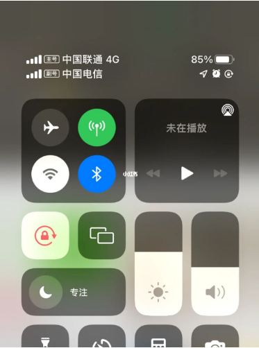 阿城苹果手机维修分享iPhone双卡信号解决办法 