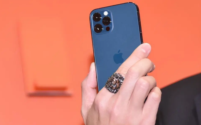 阿城苹果手机维修分享iPhone12系列重启方法教程 